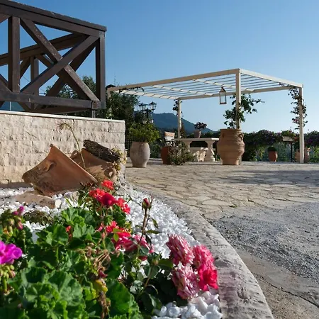 Villa Irida Apartments Agios Spyridonas Peritheia Agios Spyridon  Exterior foto
